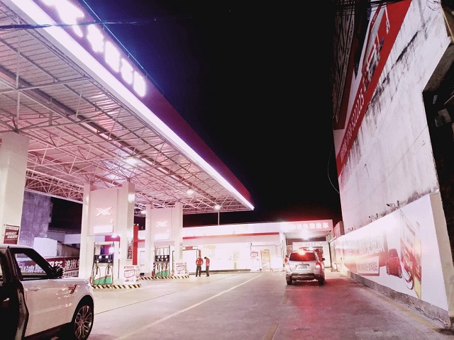 加油站洗车